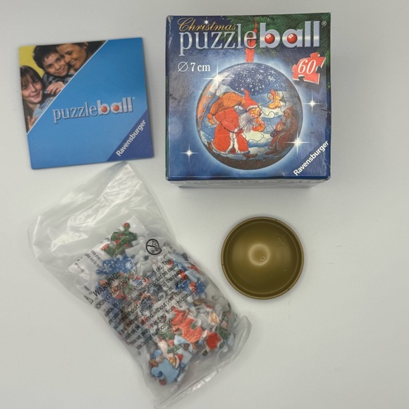 Ravensburger Christmas Puzzleball Ornament Santa Scene 7cm 60 pc 2005 Vintage - Picture 6 of 7